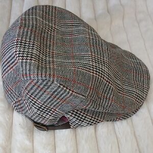 Plaid Newsboy Cap with Subtle Red Windowpane